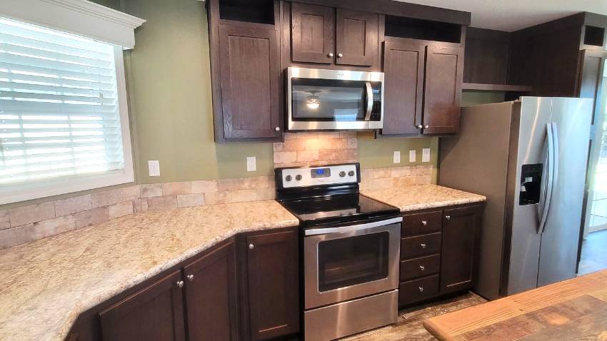 252 Siberian Cypress Circle a Winter Haven, FL Mobile or Manufactured Home for Sale